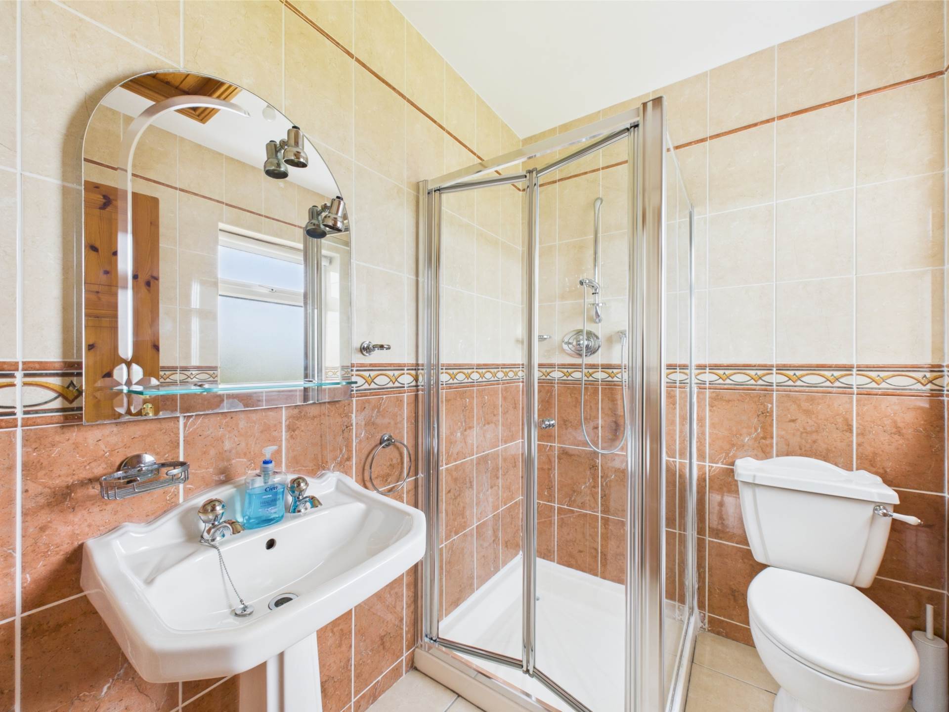 9 Woodstock Hill, Ennis, Co. Clare 9 Woodstock Hill, Ennis, Co. Clare