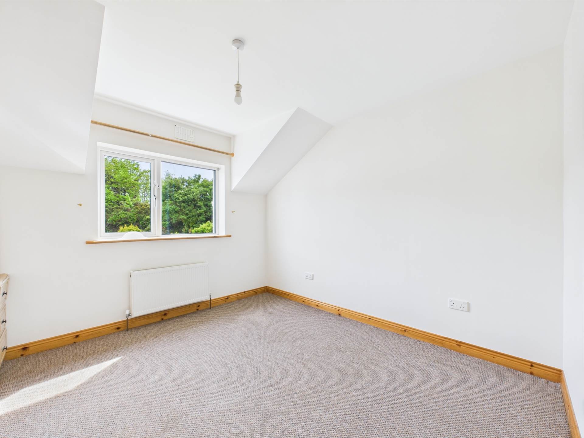 9 Woodstock Hill, Ennis, Co. Clare 9 Woodstock Hill, Ennis, Co. Clare