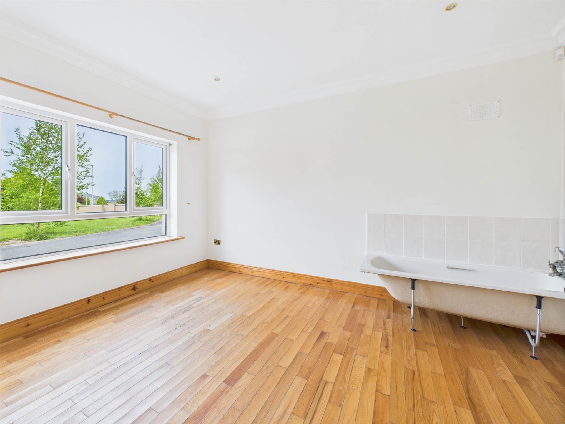 9 Woodstock Hill, Ennis, Co. Clare 9 Woodstock Hill, Ennis, Co. Clare