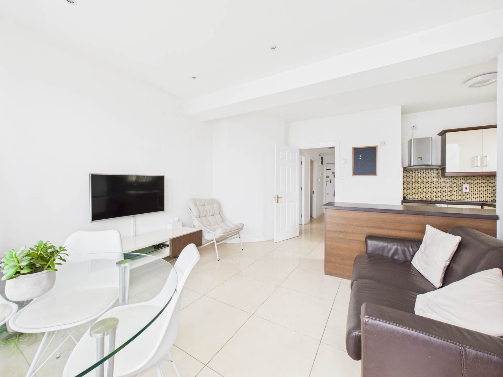 15 The Dell, Lahinch, Co. Clare