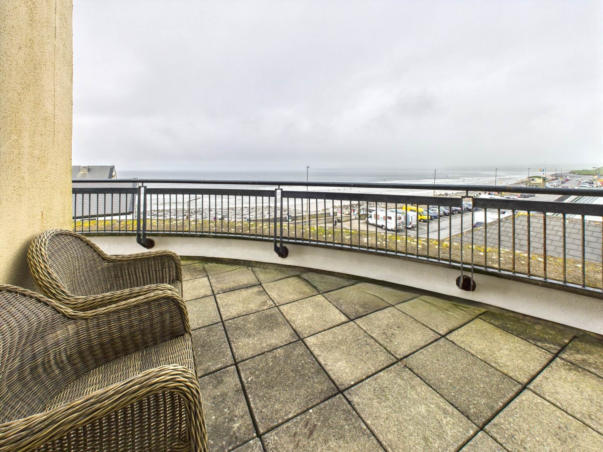 15 The Dell, Lahinch, Co. Clare