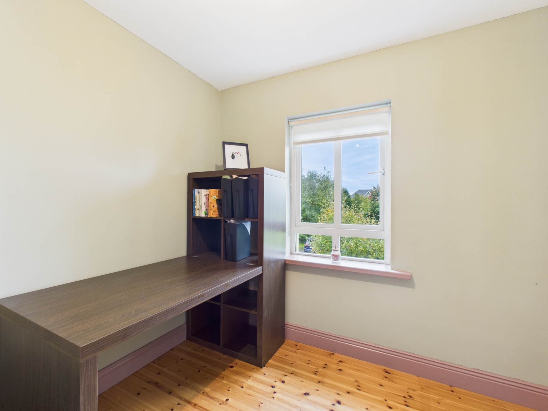 An Tsean Dun, Tulla Road An Tsean Dun, Tulla Road