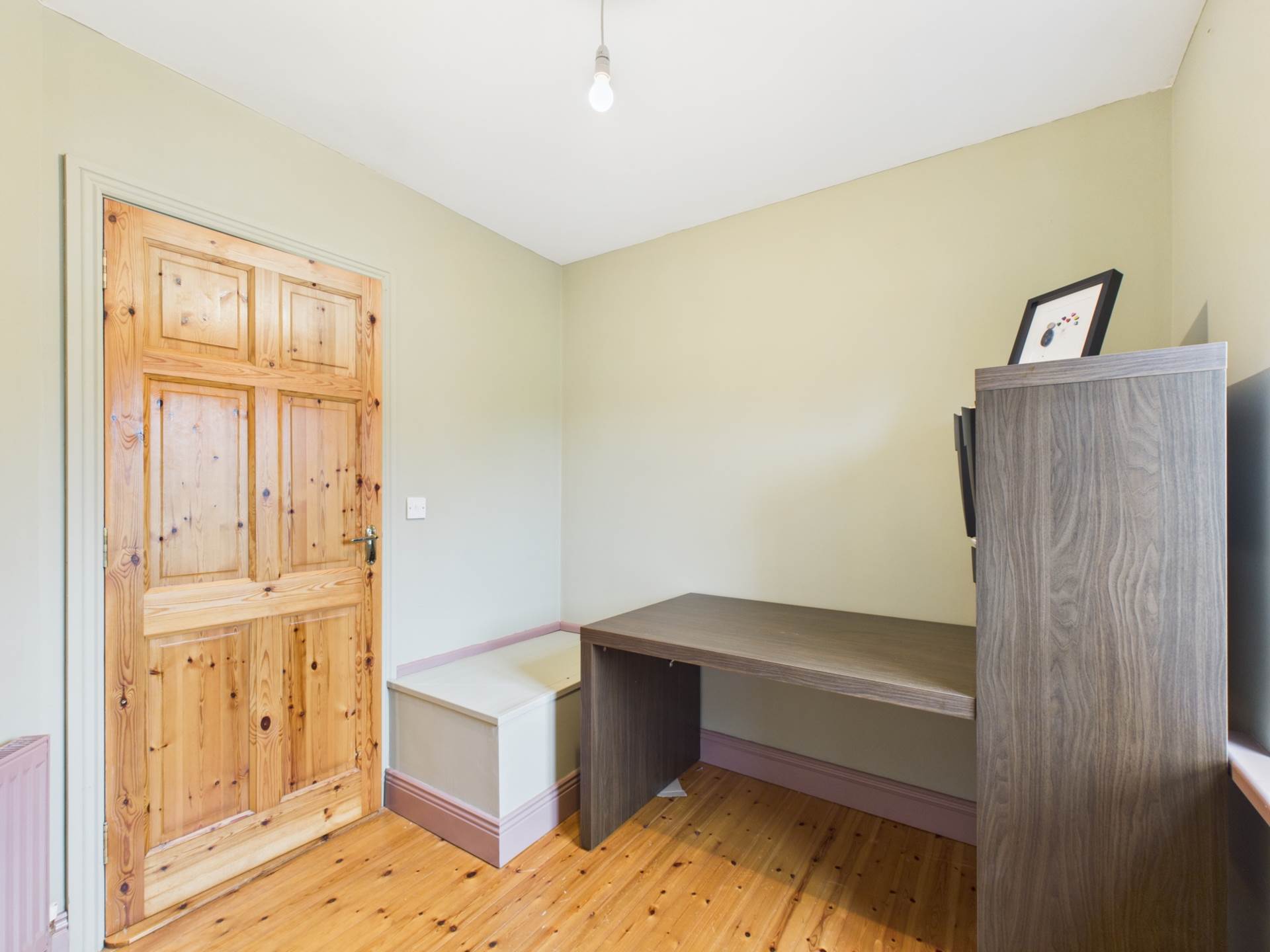 An Tsean Dun, Tulla Road An Tsean Dun, Tulla Road