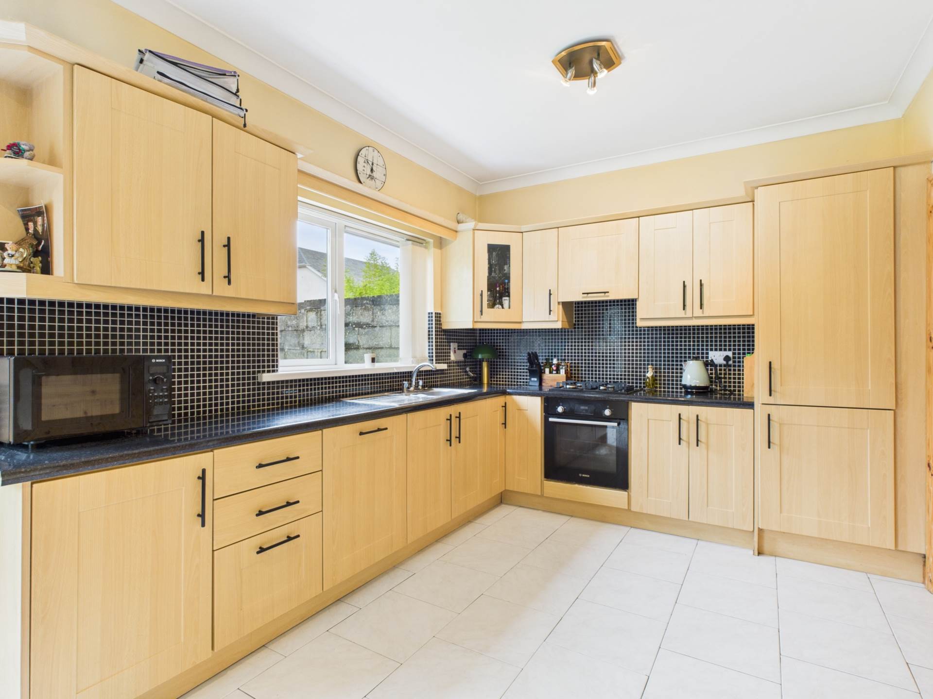 An Tsean Dun, Tulla Road An Tsean Dun, Tulla Road