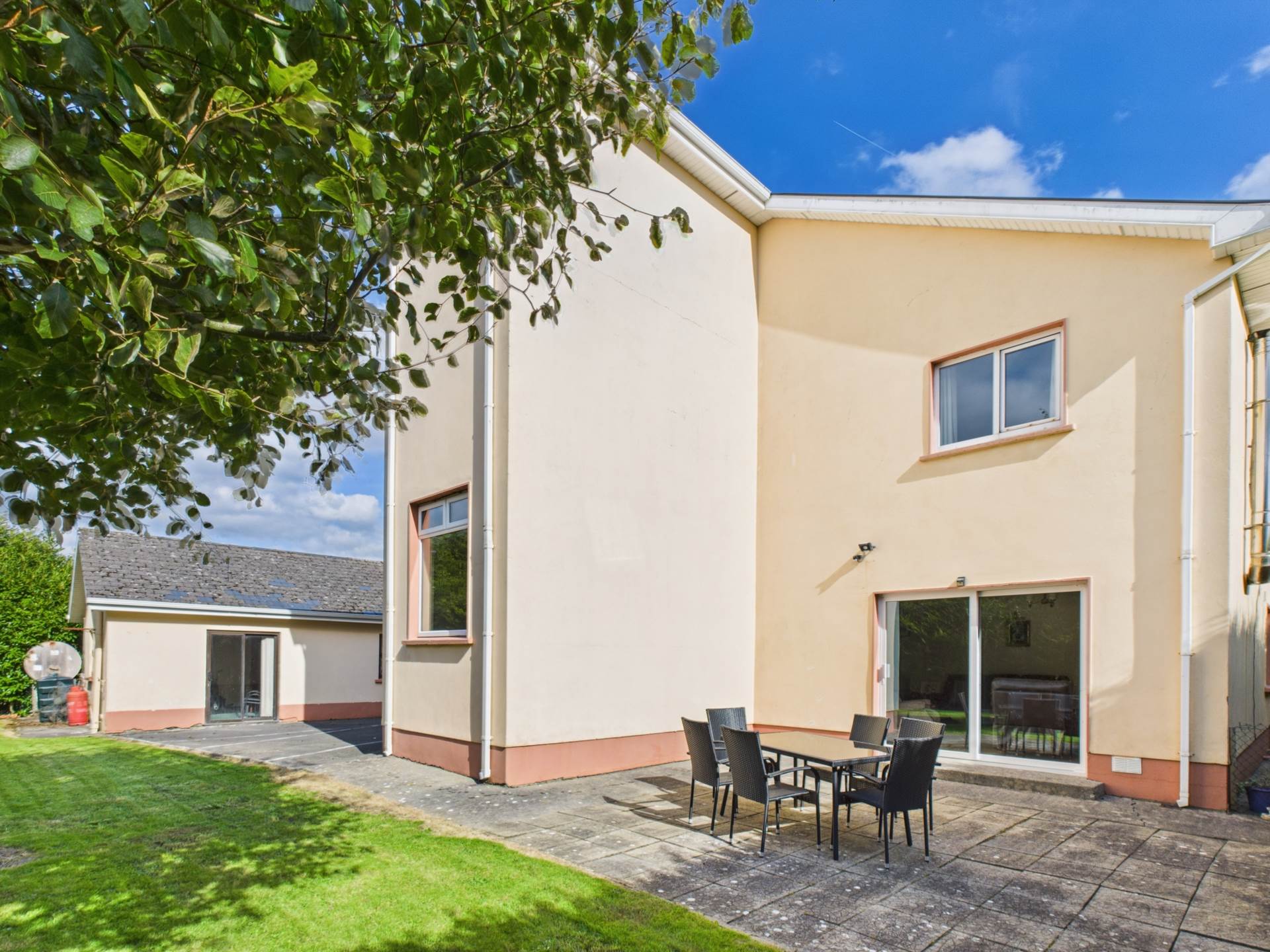 Glencar House,Gort Road, Ennis, Co.Clare V95 XK30 Glencar House,Gort Road, Ennis, Co.Clare V95 XK30