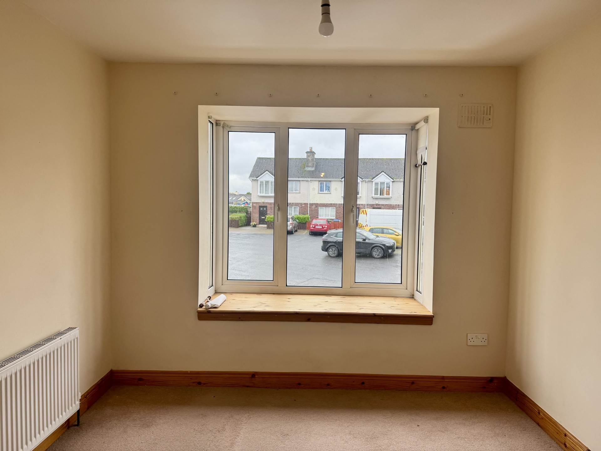 31 Dun Na Hinse, Ennis, Lahinch Road, Co. Clare V95 PY6N 31 Dun Na Hinse, Ennis, Lahinch Road, Co. Clare V95 PY6N