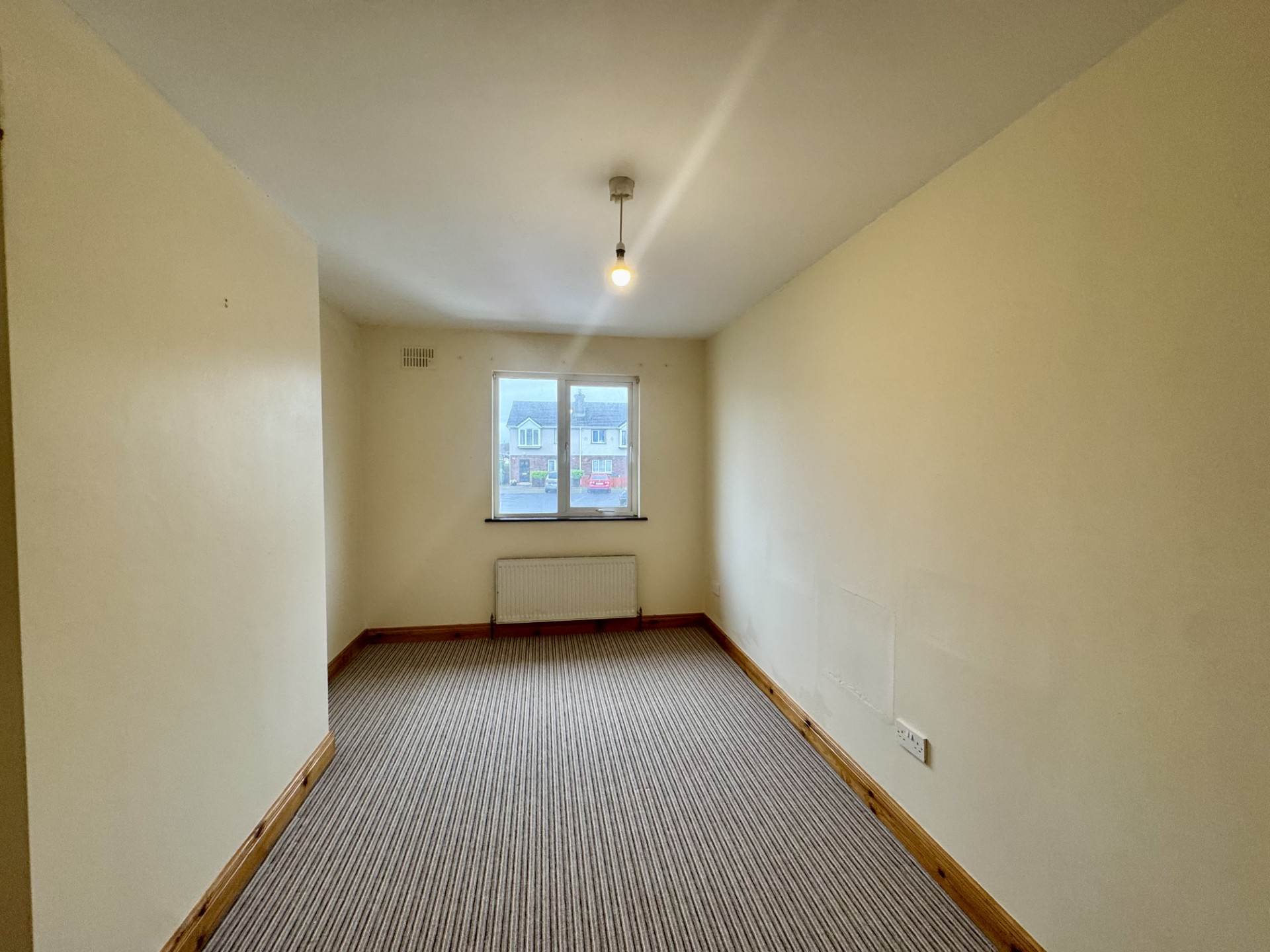 31 Dun Na Hinse, Ennis, Lahinch Road, Co. Clare V95 PY6N 31 Dun Na Hinse, Ennis, Lahinch Road, Co. Clare V95 PY6N