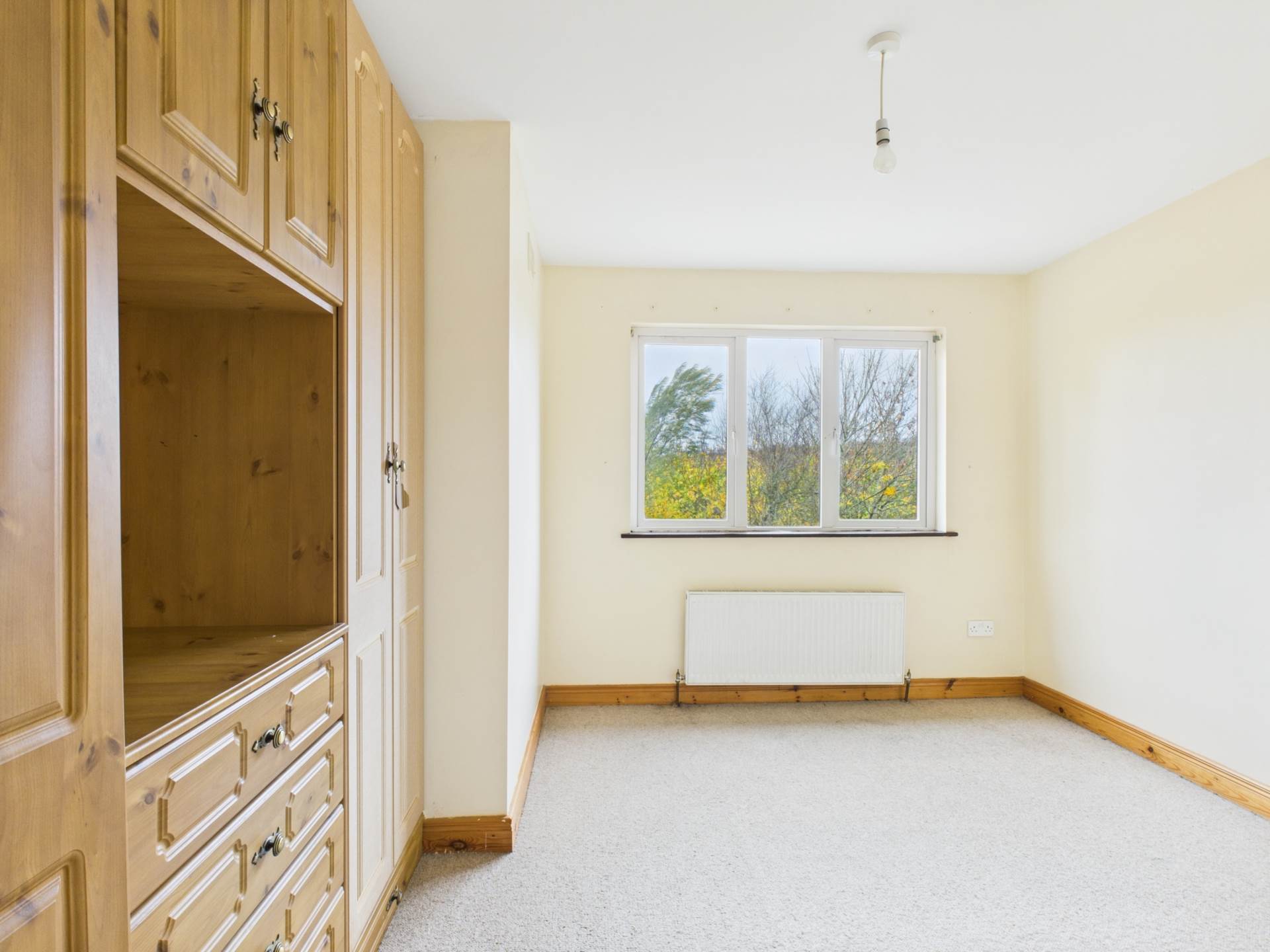 31 Dun Na Hinse, Ennis, Lahinch Road, Co. Clare V95 PY6N 31 Dun Na Hinse, Ennis, Lahinch Road, Co. Clare V95 PY6N