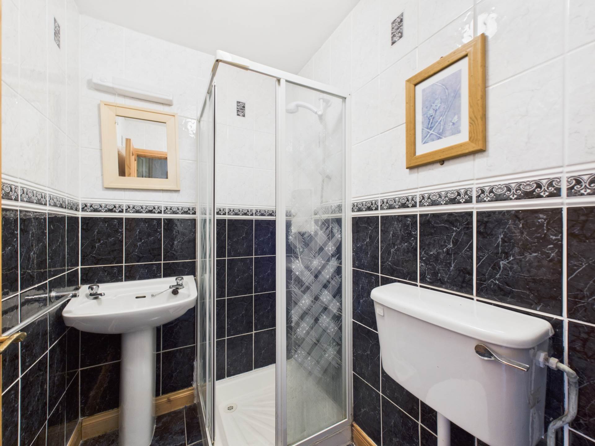 31 Dun Na Hinse, Ennis, Lahinch Road, Co. Clare V95 PY6N 31 Dun Na Hinse, Ennis, Lahinch Road, Co. Clare V95 PY6N