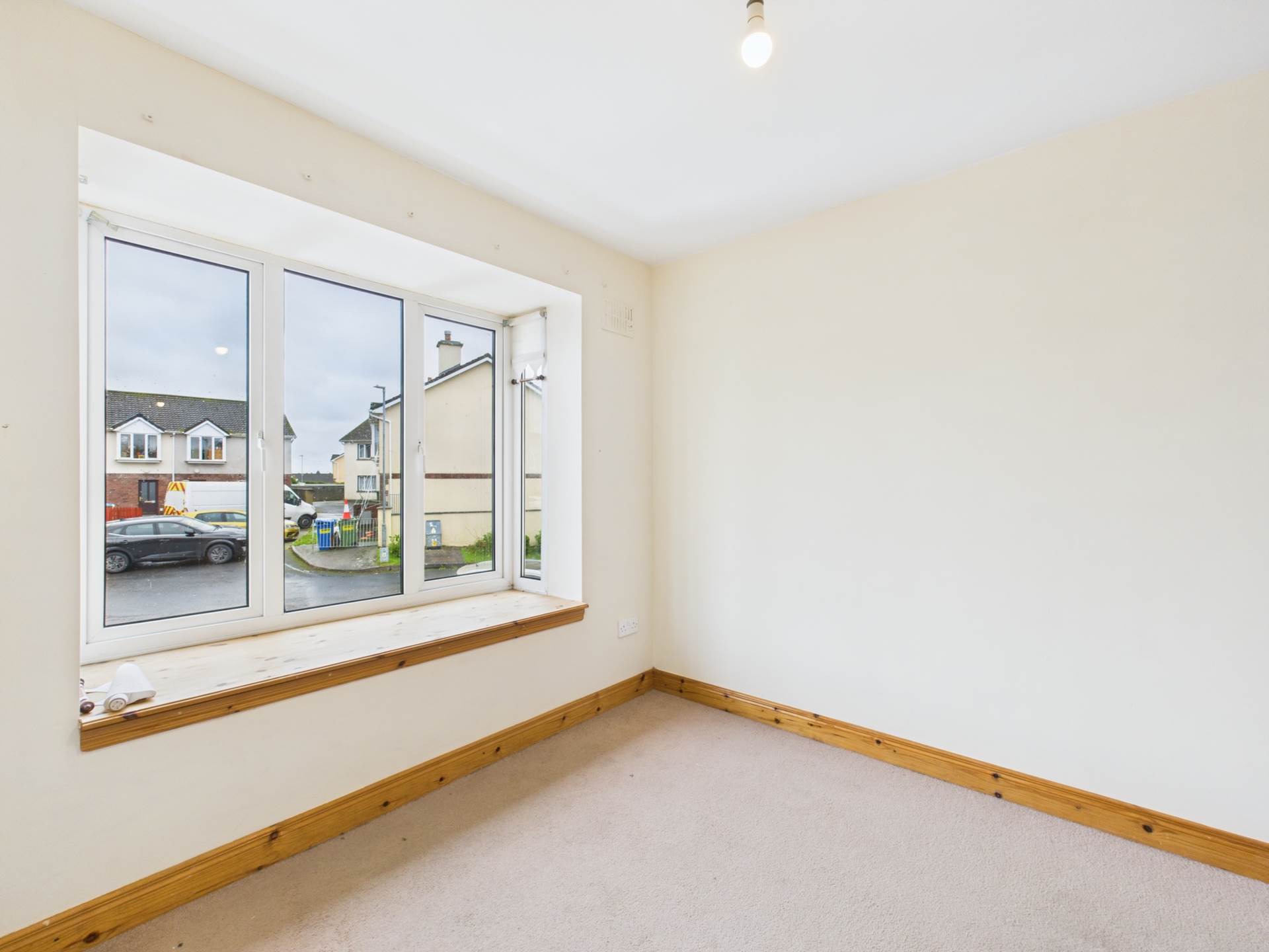 31 Dun Na Hinse, Ennis, Lahinch Road, Co. Clare V95 PY6N 31 Dun Na Hinse, Ennis, Lahinch Road, Co. Clare V95 PY6N