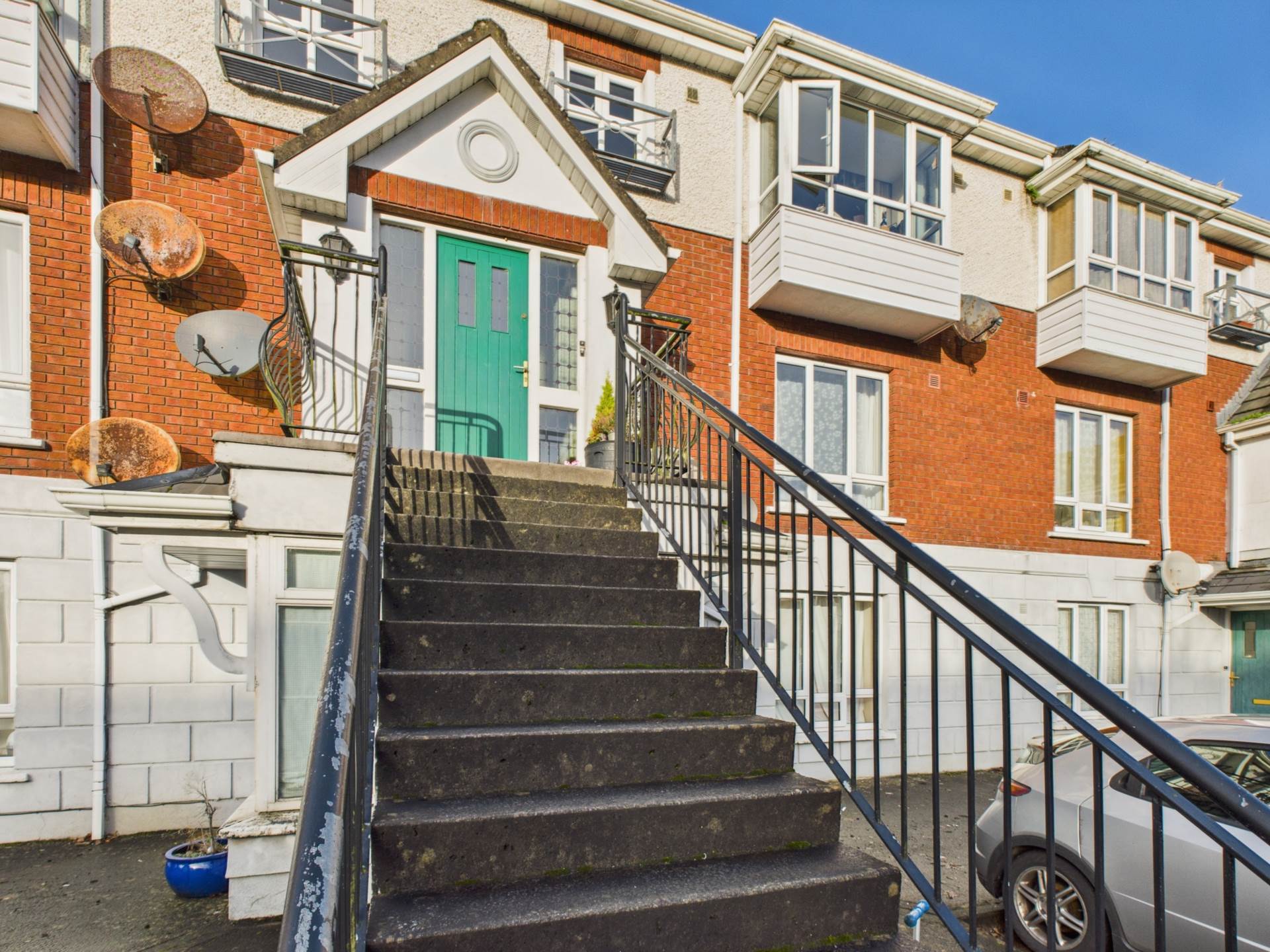 Apartment 9 Sandfield, Highfield Park, Ennis, Co. Clare V95 YK02