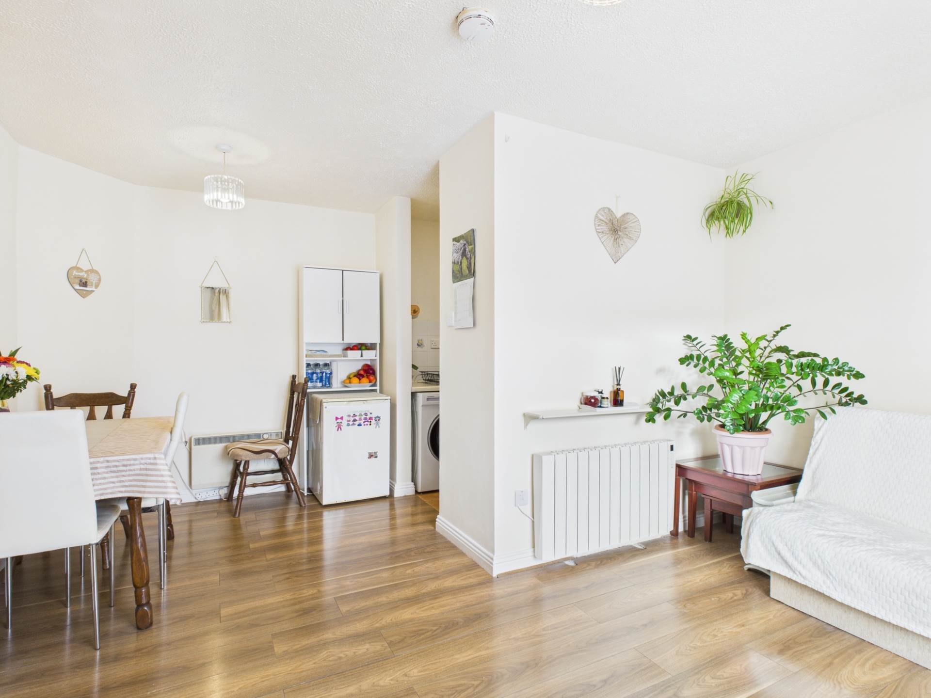 Apartment 9 Sandfield, Highfield Park, Ennis, Co. Clare V95 YK02