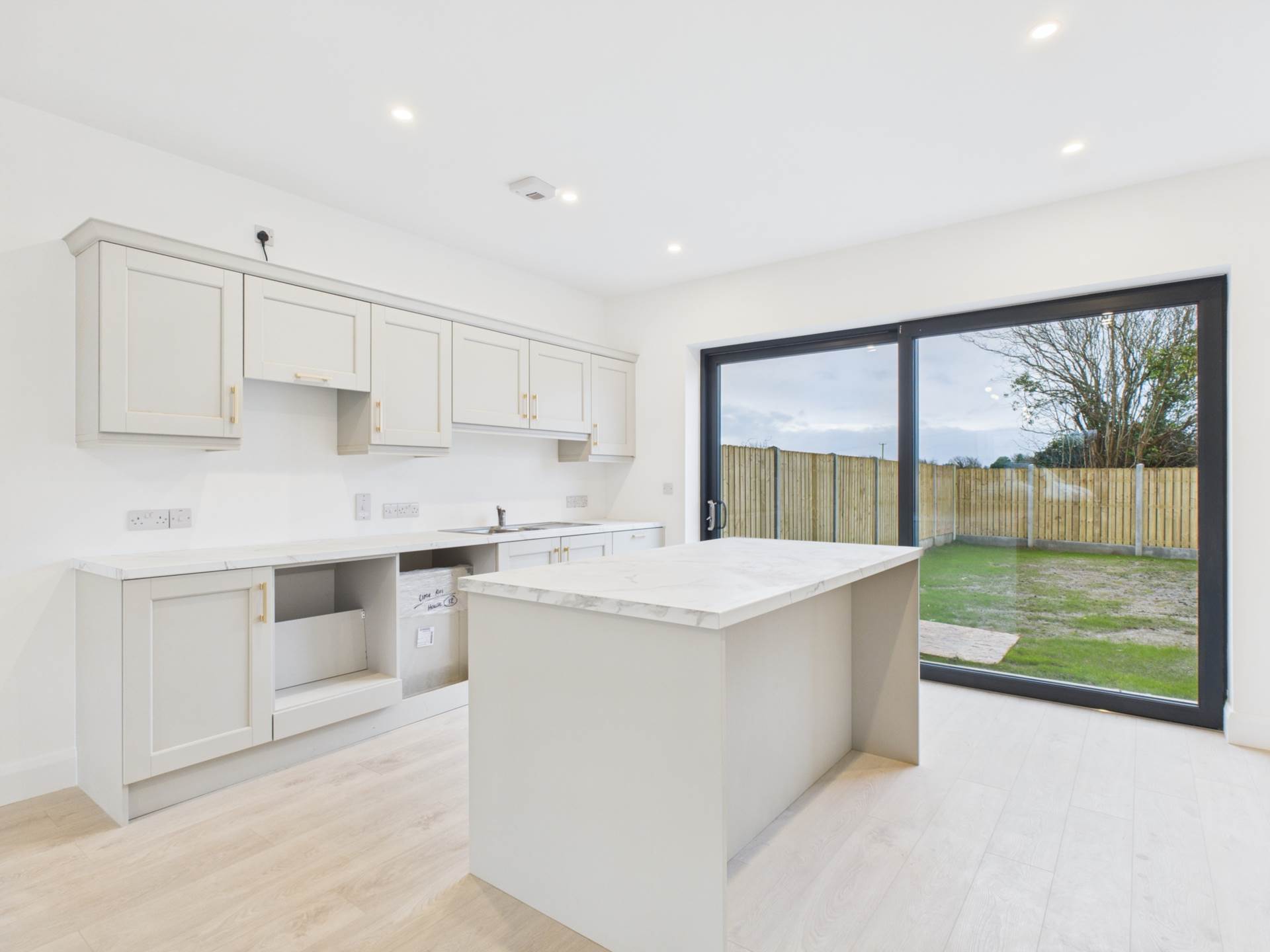 Moinear Na Darach, Quin V95 KPN8 Moinear Na Darach, Quin V95 KPN8