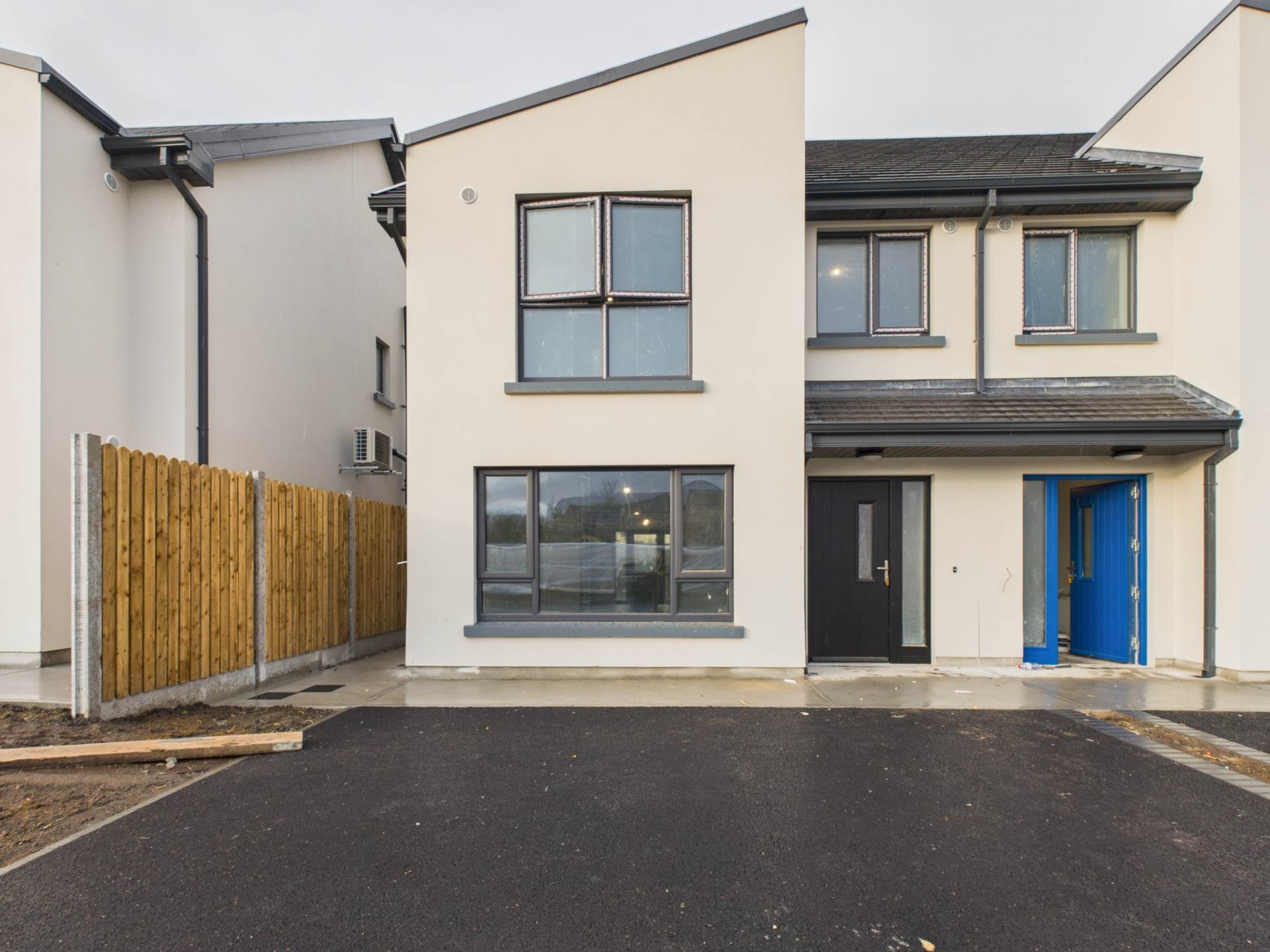 9 An Gallán Nua, Loughville, Lahinch Road, Ennis, Co. Clare, V95 FF8D