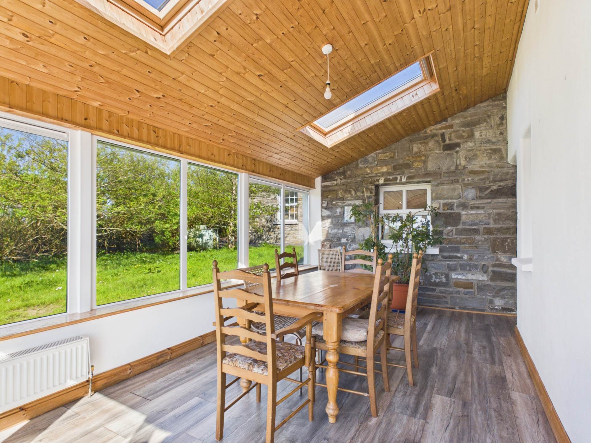 Moymore. Lahinch, Co. Clare, V95 A3C9