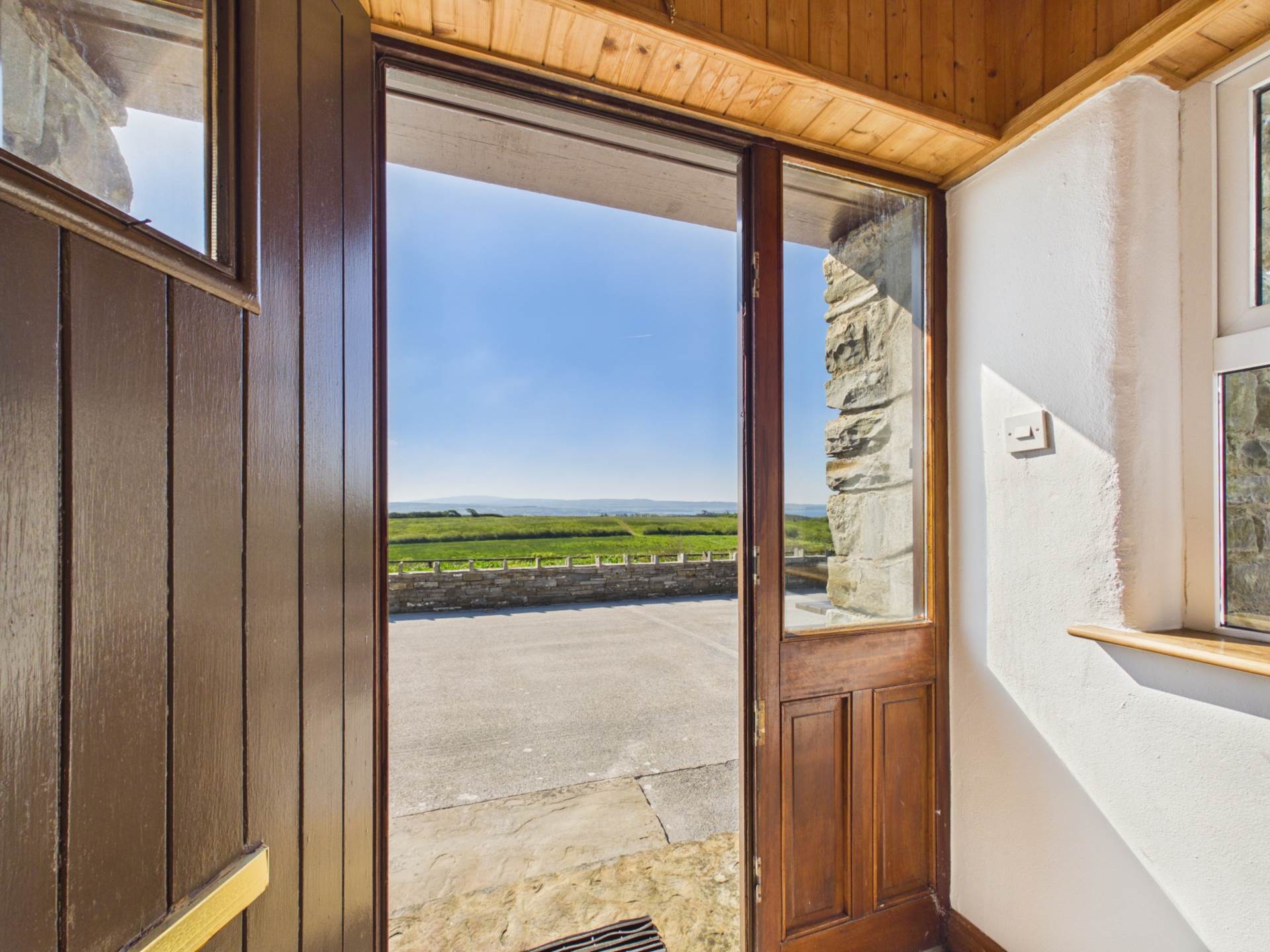 Moymore. Lahinch, Co. Clare, V95 A3C9