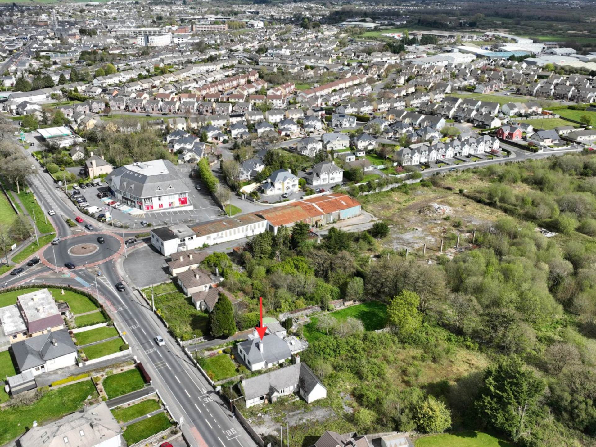 Curheen, Limerick Road, Ennis, Co. Clare V95PTW4 Curheen, Limerick Road, Ennis, Co. Clare V95PTW4