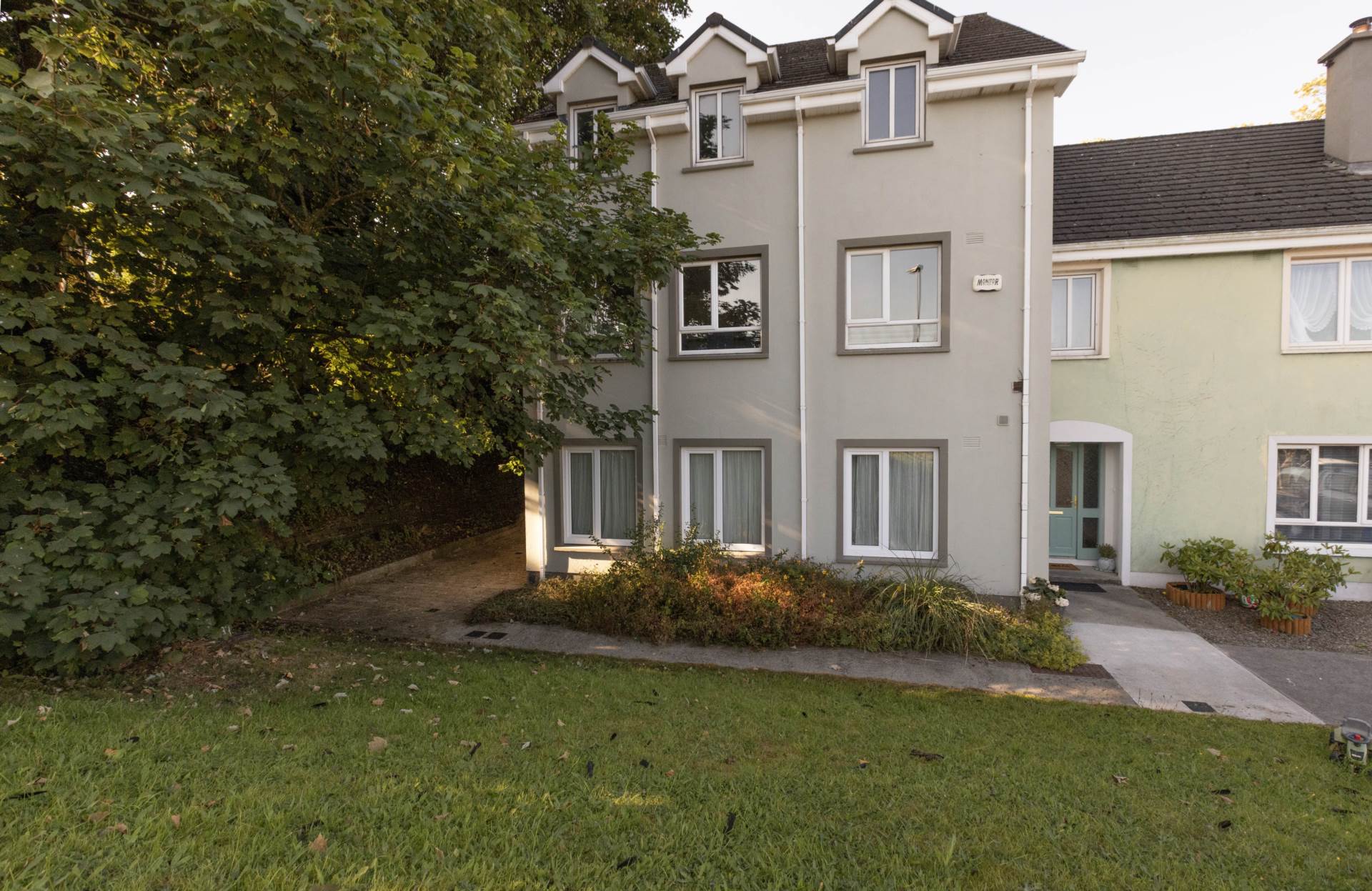 2 Woodview Park, Ennistymon, Co Clare V95 W302