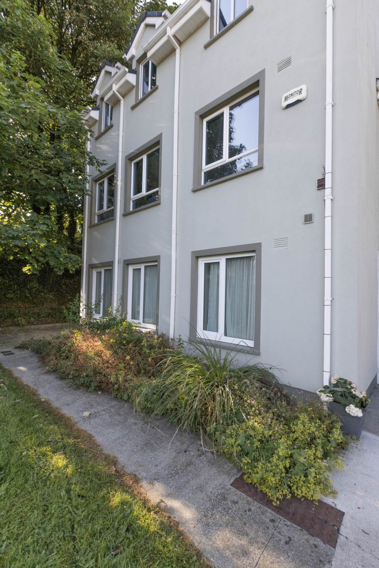2 Woodview Park, Ennistymon, Co Clare V95 W302