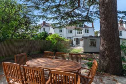 Camden Gardens, Sutton, Image 7