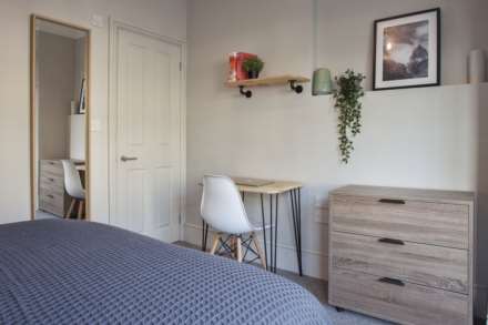 Brook Road, Thornton Heath, Image 7