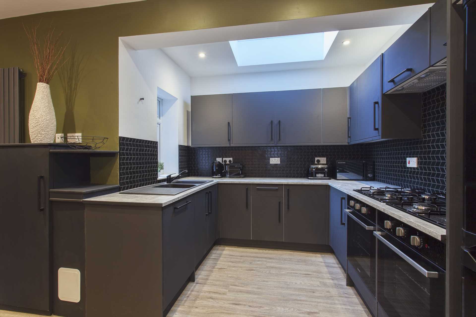 Brook Road, Thornton Heath, Image 8
