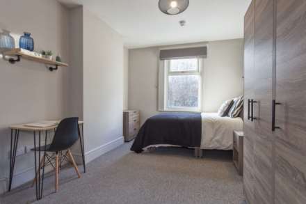 Brook Road, Thornton Heath, Image 3