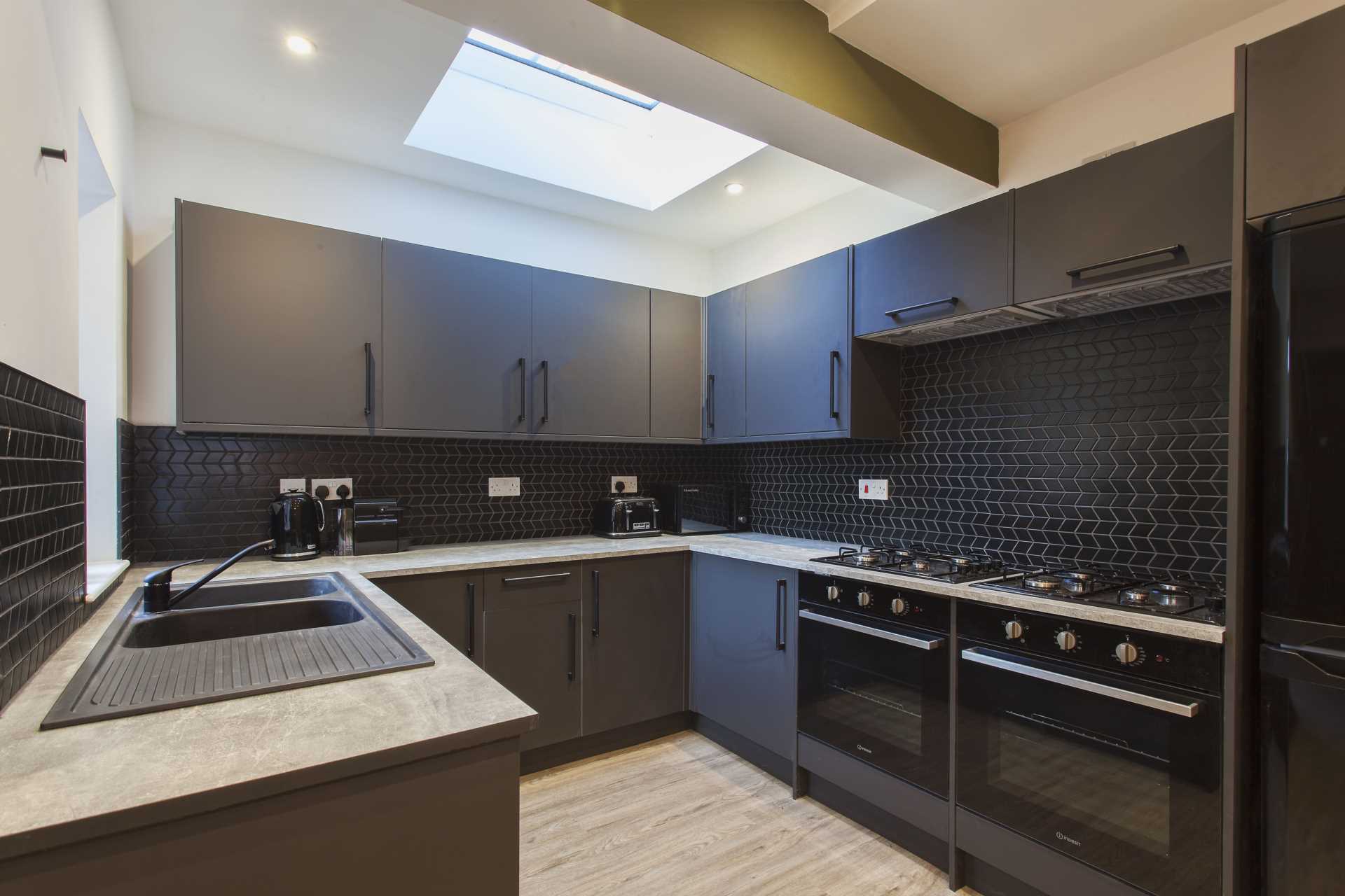 Brook Road, Thornton Heath, Image 4