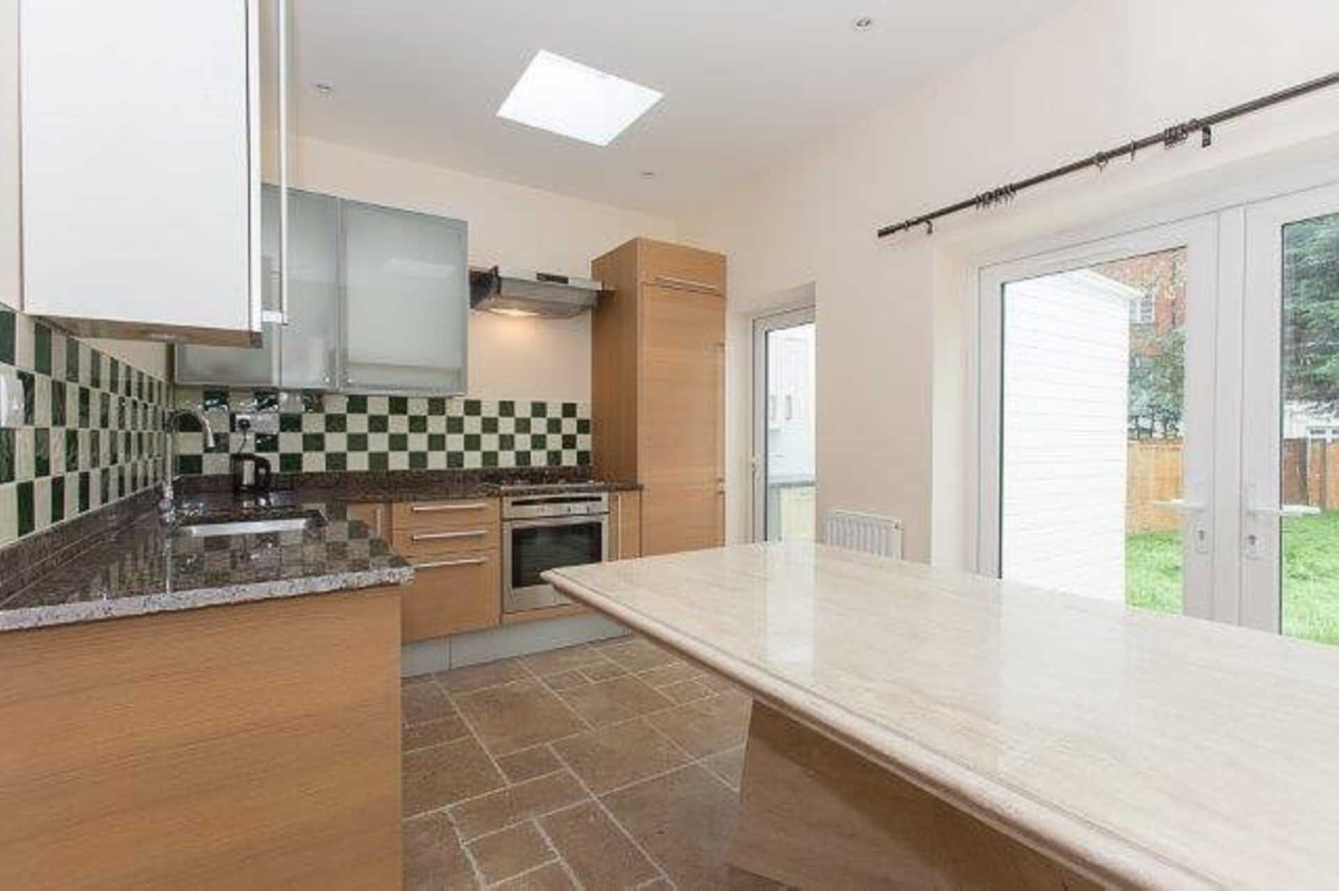 Worple Road, Raynes Park, Image 3