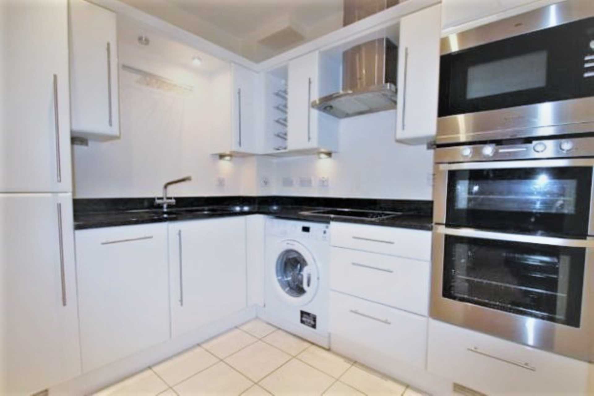 Merton Road, Wimbledon, Image 2