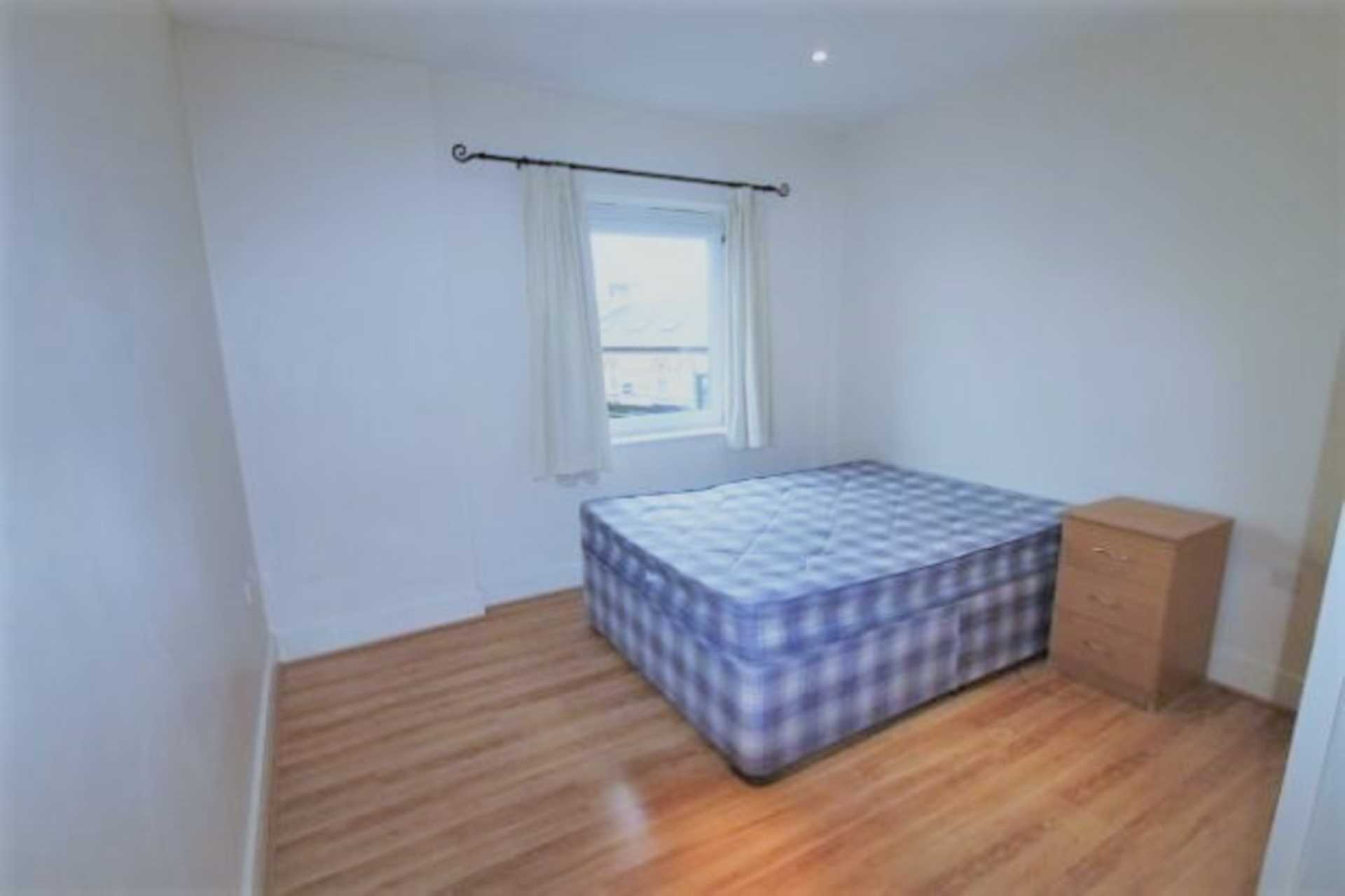 Merton Road, Wimbledon, Image 4