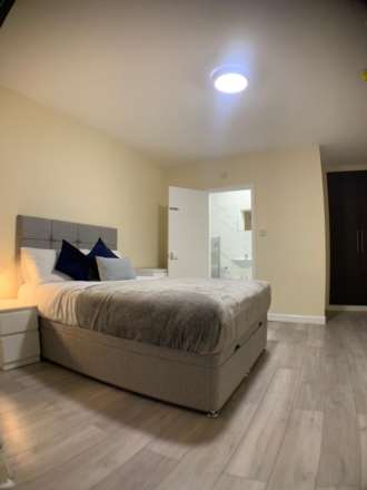 Bath Road, Hounslow, Image 2
