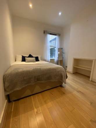 Quicks Road, Wimbledon, Image 2
