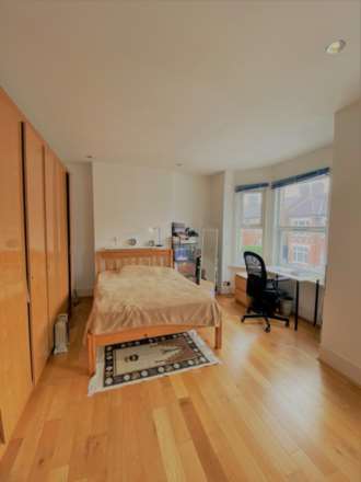 Quicks Road, Wimbledon, Image 2