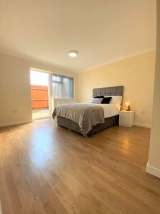 Room (Double), Bath Road, Hounslow