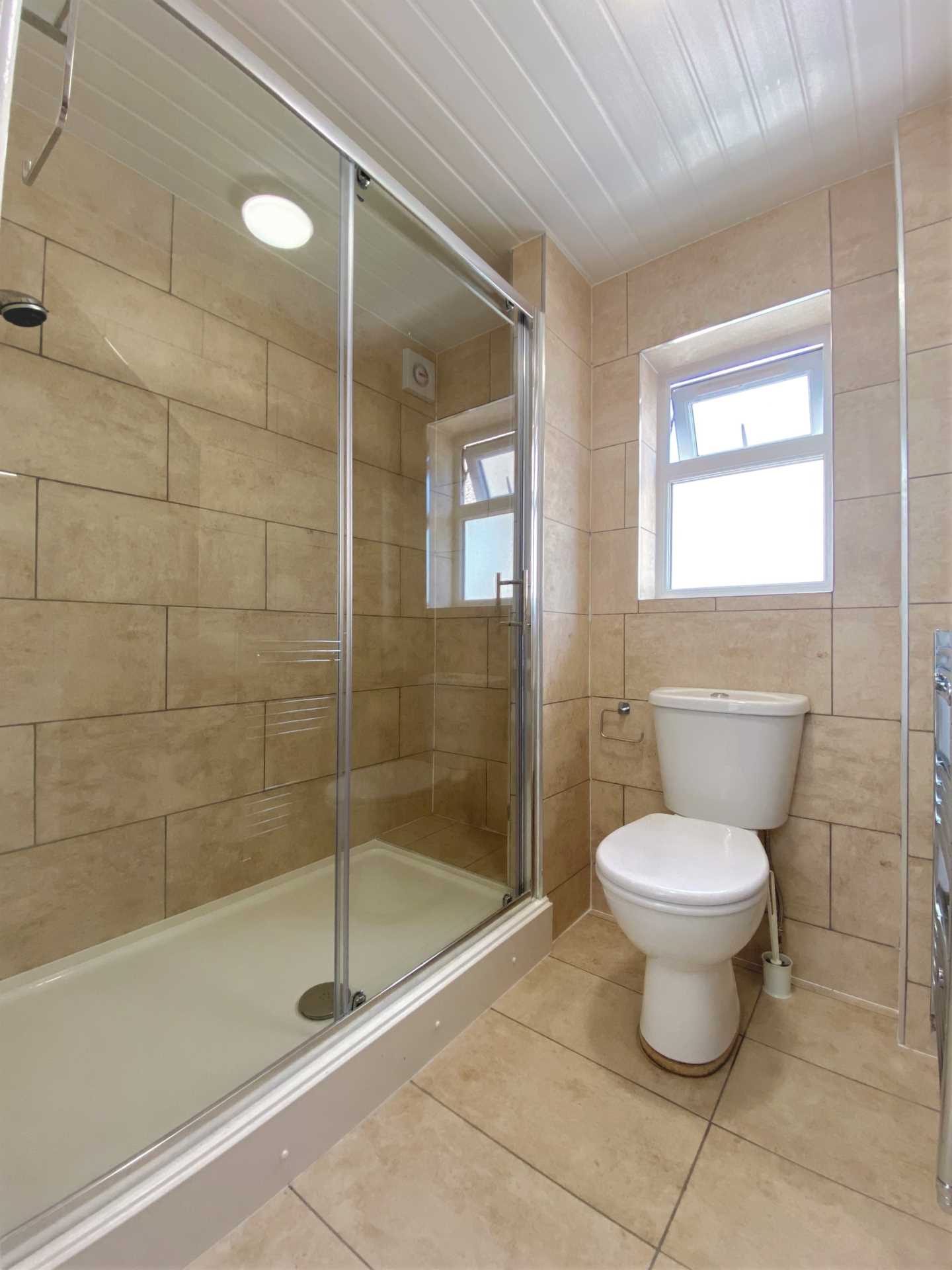 Bath Road, Hounslow, Image 2