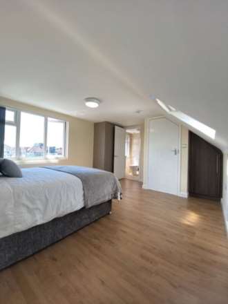 Room (Double), Bath Road, Hounslow