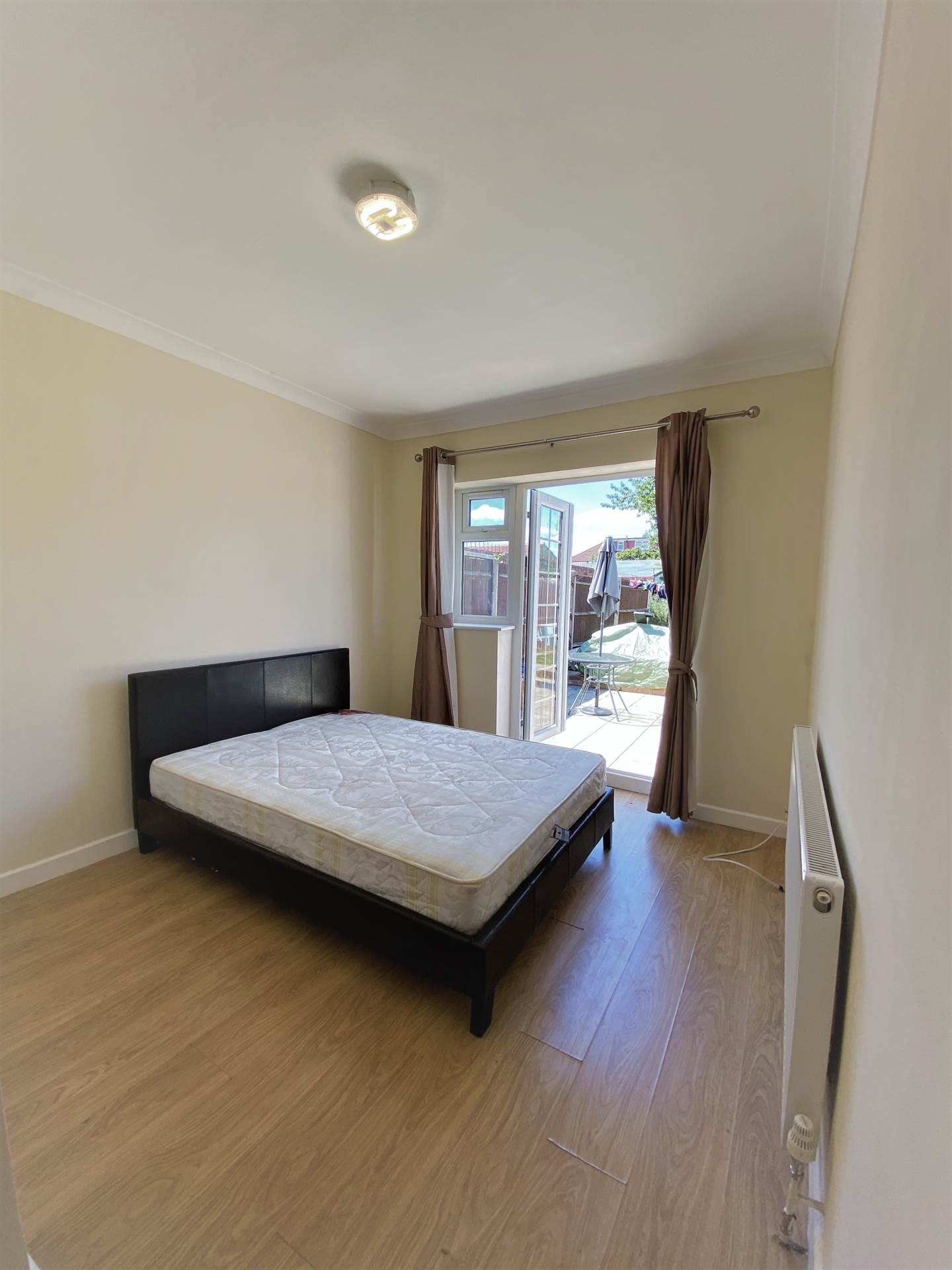 Manor Avenue, Hounslow, Image 2