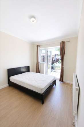 Manor Avenue, Hounslow, Image 1