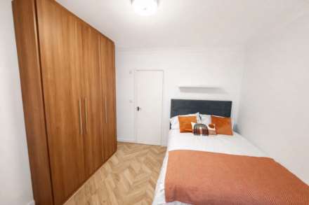 Manor Avenue, Hounslow, Image 1