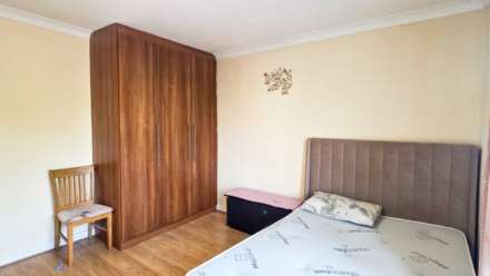 Manor Avenue, Hounslow, Image 2