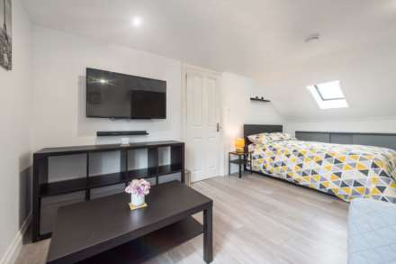 Lansdowne Road, Image 1