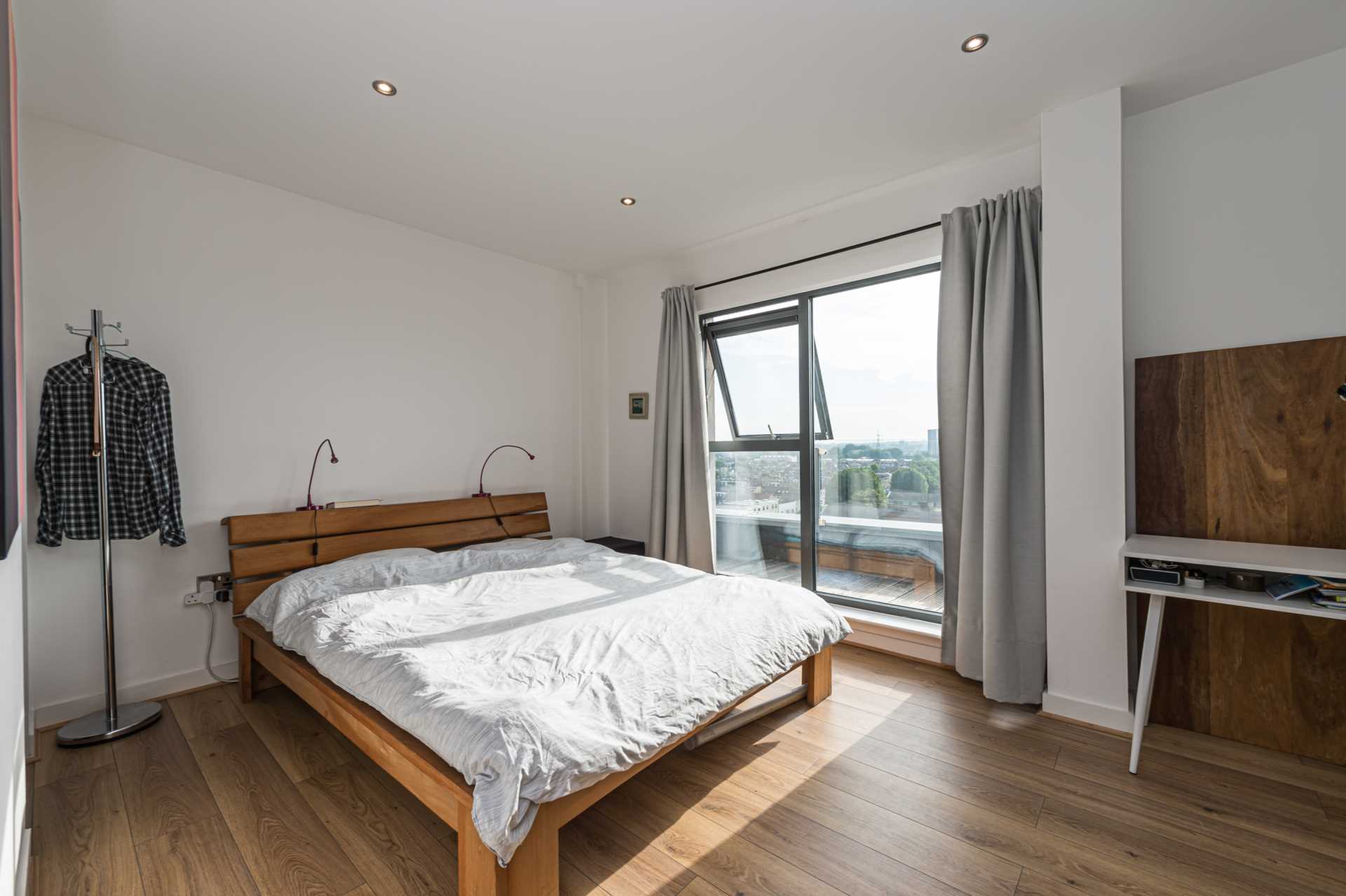 Milner Road, South Wimbledon, Image 9