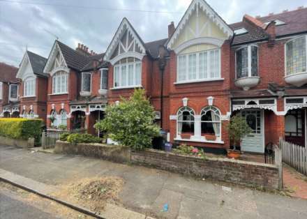 Richmond Avenue, Raynes Park, Image 1