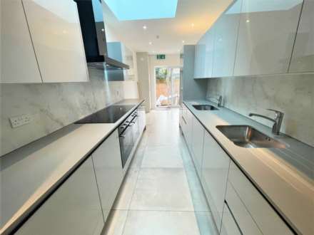 Kingsley Road, Hounslow East, Image 5