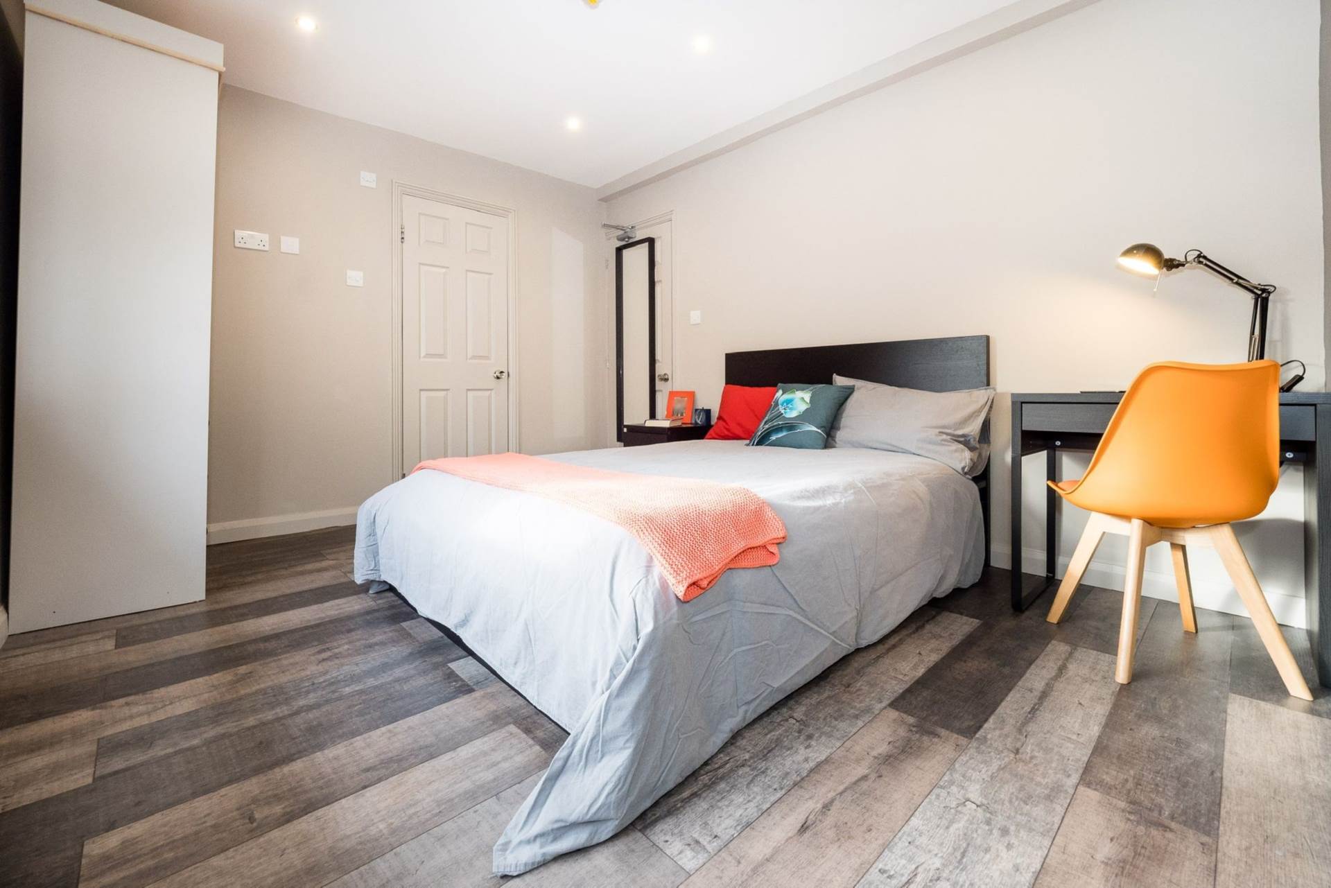 Ravenswood Road, Croydon, Image 1