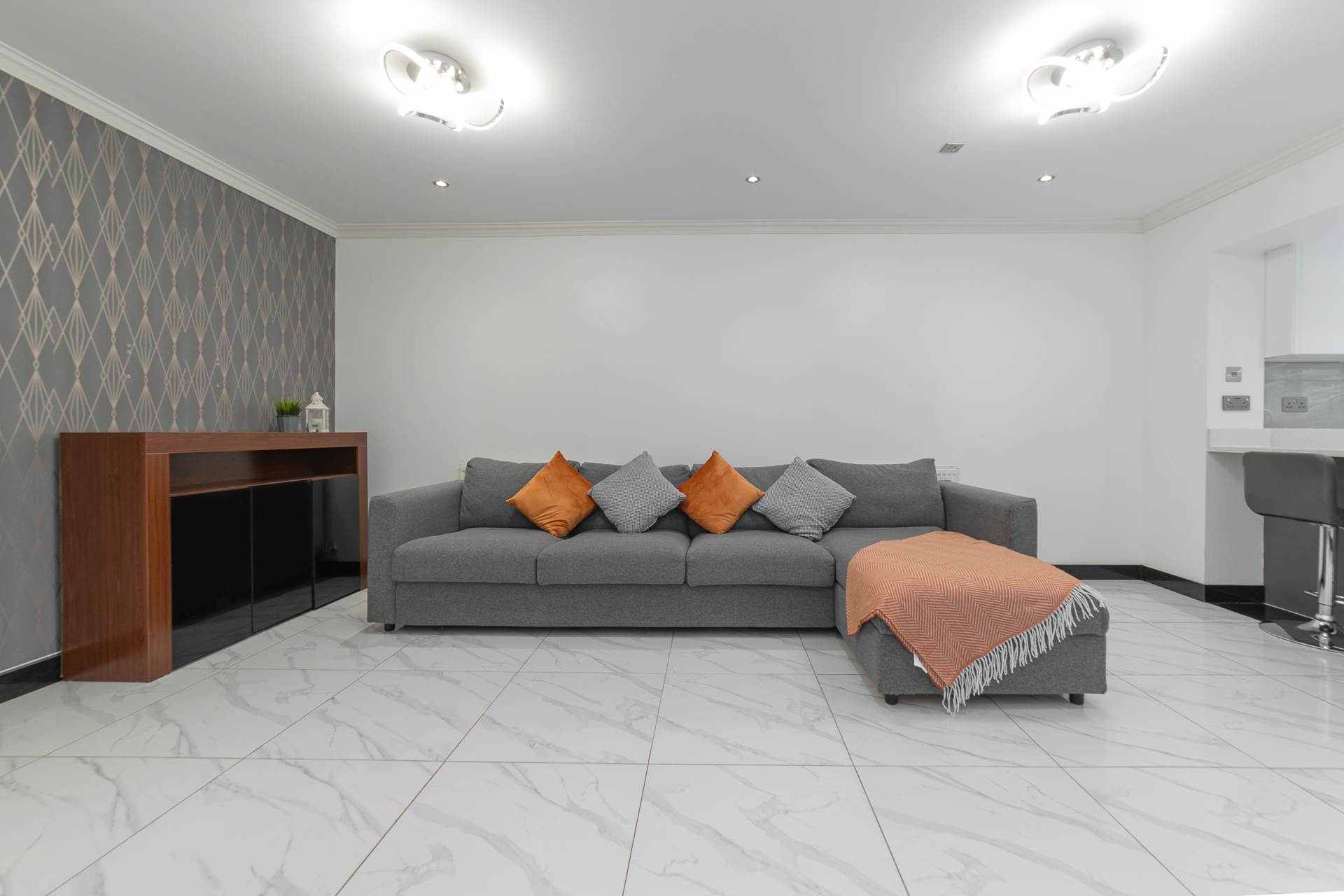 Southwood Close, Worcester Park, Image 4