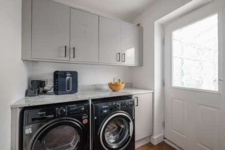 Pavilion Way, Meltham, Image 18