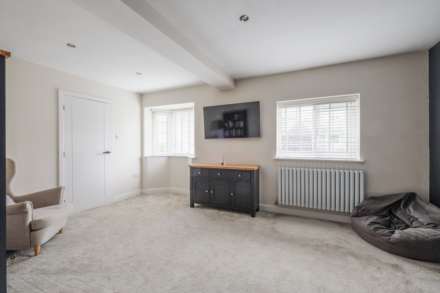 Pavilion Way, Meltham, Image 19