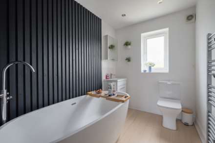 Pavilion Way, Meltham, Image 7